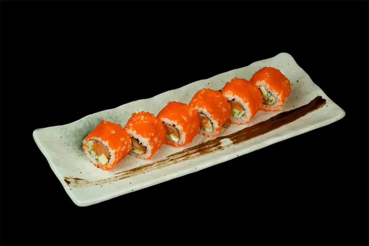 California roll with salmon 6 pieces